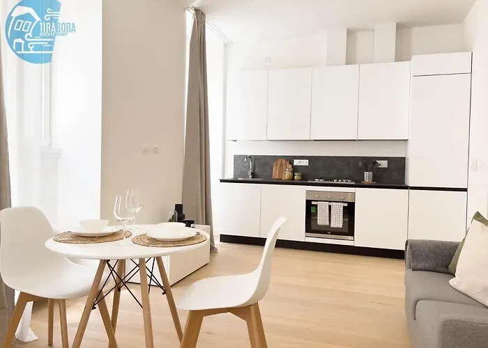 Cavana 4 Tirabora Short Rent * Trieste