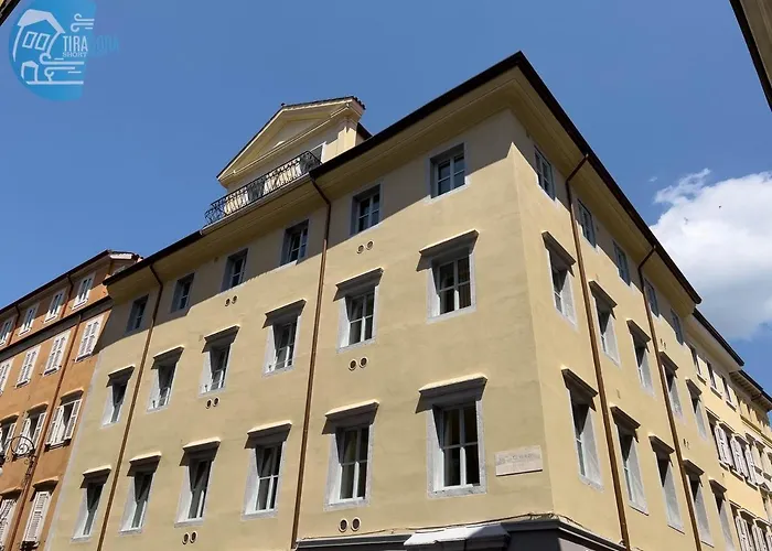 Cavana 4 Tirabora Short Rent Apartamento Trieste